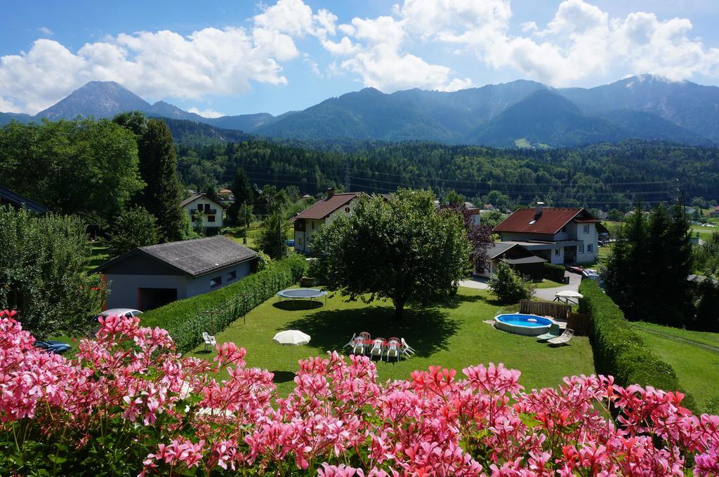 Haus Peter Bed & Breakfast Latschach ober dem Faakersee Ngoại thất bức ảnh